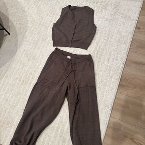 Cozy Knit Crop Vest & Drawstring Pants Set - Brown